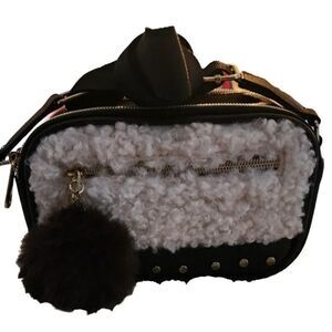 Icing Off White Sherpa  Brown Camera Style Crossbody Bag, NWT small